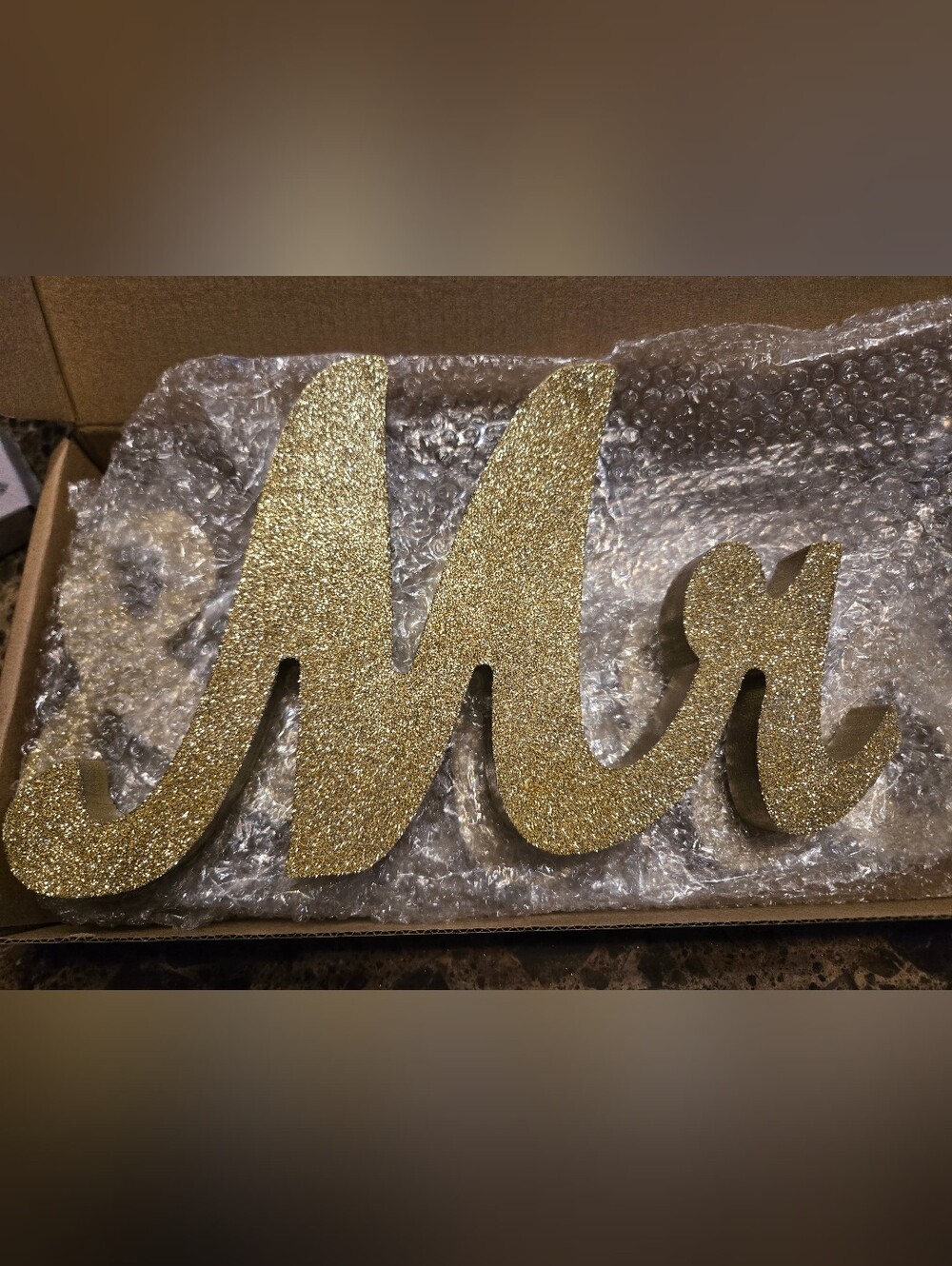 Mr & Mrs Wedding Letters (Gold)